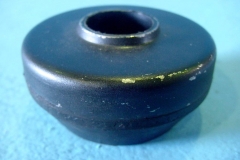 RUBBER INSULATOR